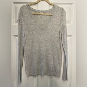 A New Day Long Sleeve V-Neck Top Size M